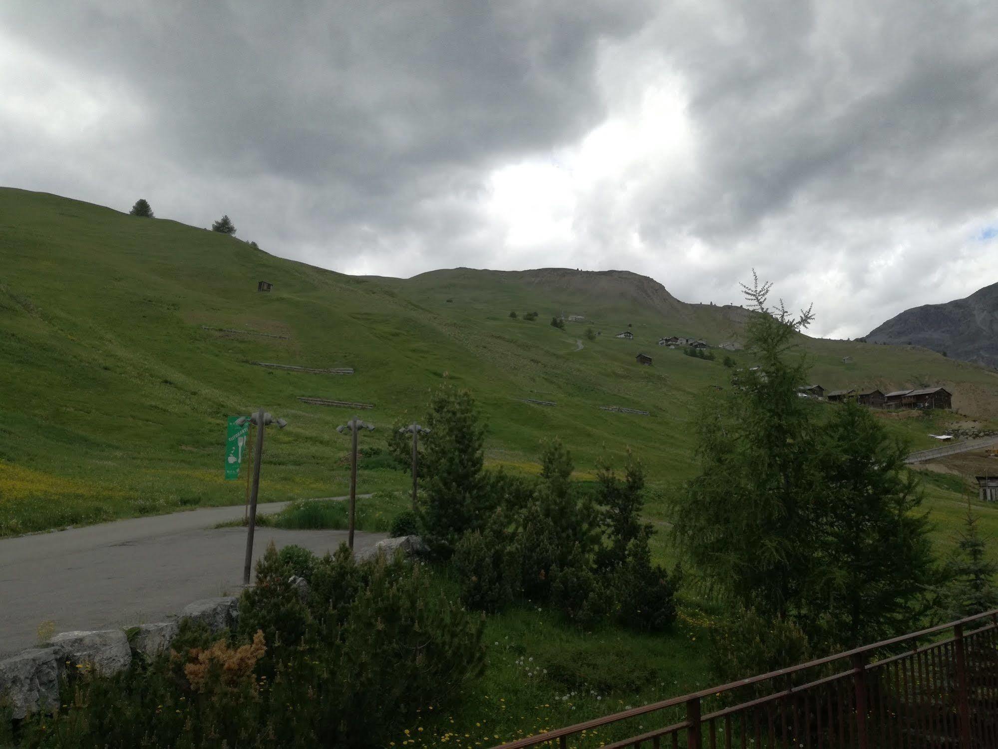 Hotel Bait De Angial Livigno Exterior foto
